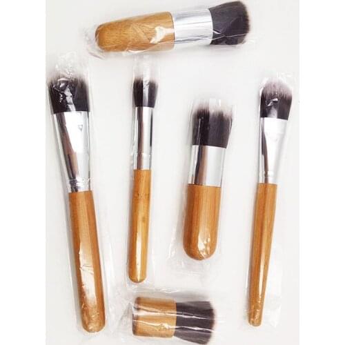 Professional Makeup Brushes Bamboo Handle Powder Concealer Liquid Foundation Makeup Tools Beauty Cosmetics 1pc