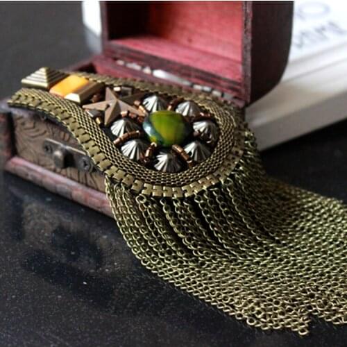 Free shipping new Korean fringed shoulder accessories men MALE women performance stage clothes accessories brooch medal