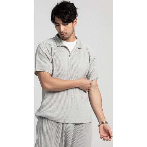 Short Sleeve Polo Shirts for Male New Mens Wear Japanese Stretch Fabric Thin Style Loose Pleated Tops Lapel