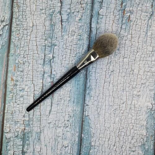 1Pcs High-end Large Peach-shaped Loose Powder Brush Professional Blush Mixed Liquid Foundation Makeup tool