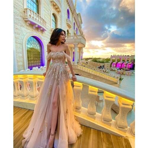 2021Pastel Pink Sexy Tulle Prom Dresses Gold Lace Applique Off Shoulder Slit Evening Gowns Party Dress robe de soirée de mariage