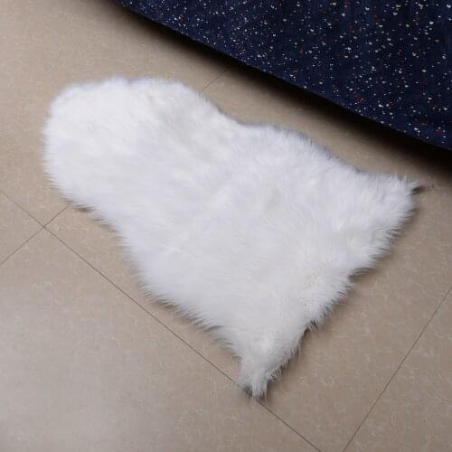 HYTHILLOW Bear Lap Rugs super soft silk Indoor Modern Living room bedroom Lap Rugs Antiskid soft 60cm *80cm