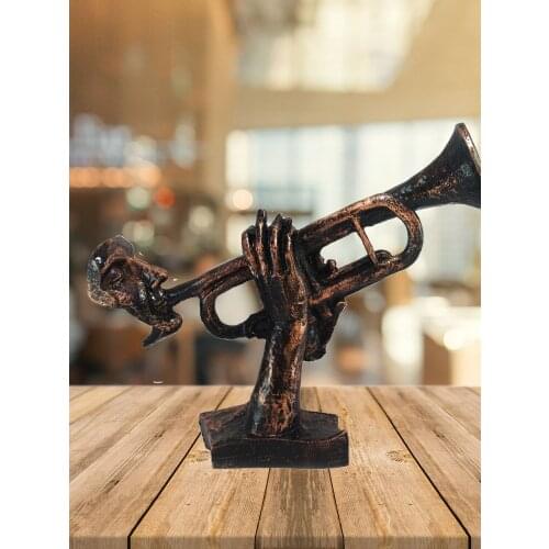 HLO 2021 New Decorative Trumpet Bronze Trinket Creativity Posture Decorate Statue Elegant Polyester Handcraft Instrument Figurin