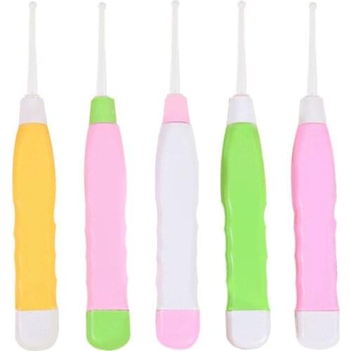 Cartoon LED Light Ear Pick Cleaner Spoon Flashlight Earwax Removal Tool Set Safe