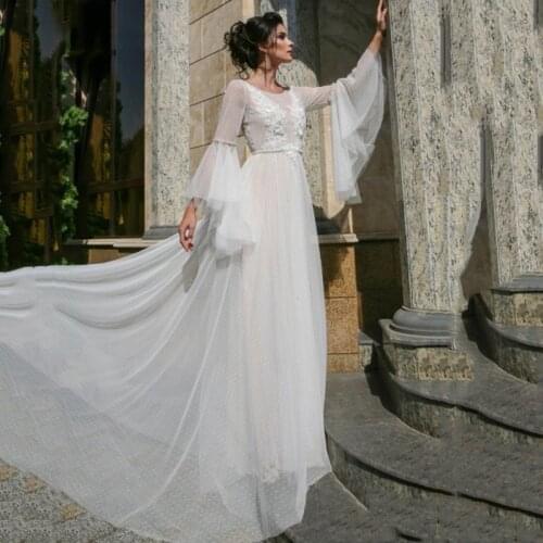 Korean Vintage Wedding Dress 2021 Robe de Mariage A Line Flare Sleeve Dots Tulle Lace Flowers Bridal Dresses Gowns Beads Belt