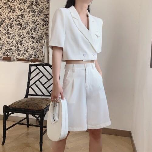 Handsome inverted triangle suit suit female Korean version of simple high waist wide leg shorts two-piece suit