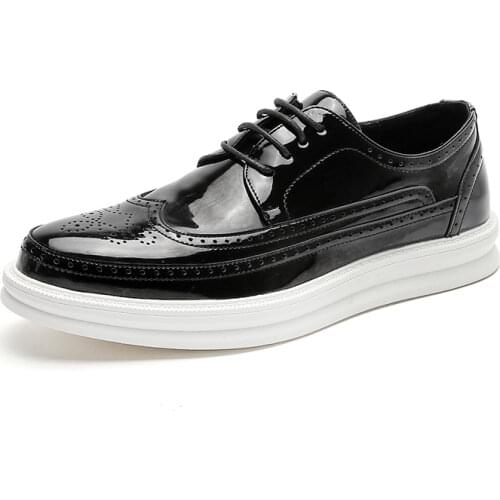 2021 Oxford Shoes Fashion Brogue Men Leather Formal Dress Shoes Man Office Party Footwear