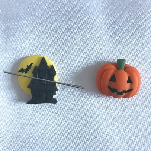 Needle Minder Halloween Pumpkin Pattern Needle Keeper Magnet for Embroidery Cross Stitch, Needlework