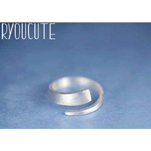 Romantic Style Silver Color Round Finger Rings for Women Fashion Adjustable Antique Rings joyas de plata Ladies Gifts