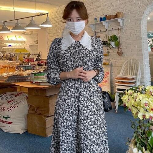 Fall 2021 Korean One-Piece Chic Lace Lapel Pearl Buckle Design High Waist Puff Sleeve Floral Midi Dress Vestido Casual De Mujer