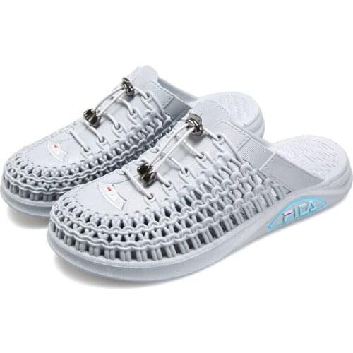 2020 summer new fashion mens shoes trendy slippers, mens beach shoes, mens hole shoes, Baotou sandals and slippers, mens sof