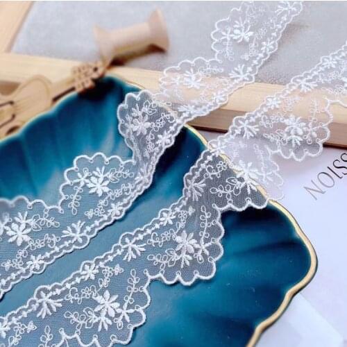 10 Meters Polyester Flower Lace Trim Embroidered Dress Headwear Diy Craft Handmade Wedding Patchwork White Lace Ribbon 4.3cm