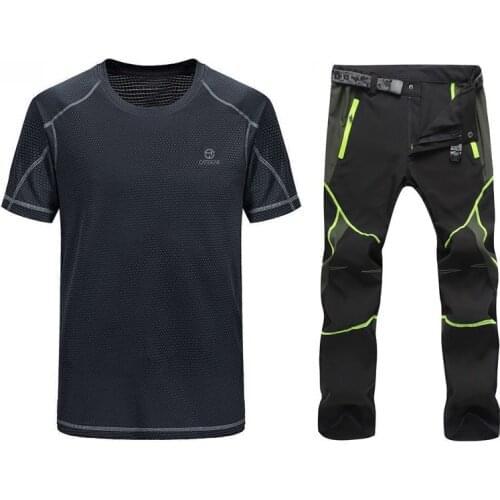 MOUNT CONQUER Tracksuits