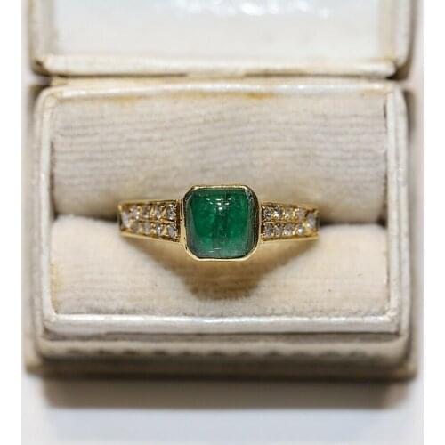 OLD ORIGINAL VINTAGE 18K GOLD NATURAL DIAMOND AND EMERALD DECORATED STRONG RING