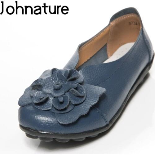Johnature 2020 New Spring/autumn Genuine Leather Round Toe Solid Appliques Flower Soft Sole Comfortable Slip On Shoes For Women
