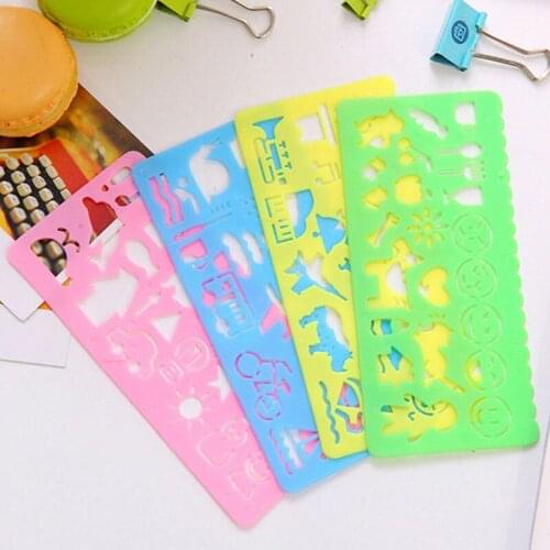 4pcs/Set Cartoon DIY Painting Set Ruler Creative Animal Aircraft Model Supplies For Kids Plastic Drawing Template Painting Ruler