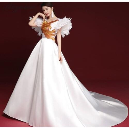 White Luxury Women Evening Party Dresses Chinoise V Neck Long Cheongsam Fashion Show Qi Pao Chinese Traditional Dress Gown
