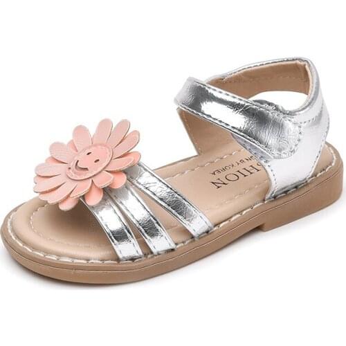 2021 Summer Children Shoes Girls Flowers Lightweight Beach Scandals Princess Shoes Kids Chic Cute Flats Sweet For Wedding Hot