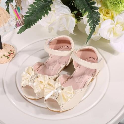 Children Girls Sandals Princess Shoes Summer Baby Lady Hollow Sandals Shoes Cutting Breathable shoes