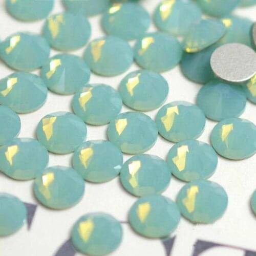 Jewelry Making Beads Green Opal FlatBack Glass Rhinestones Non HotFix Nail Art Crystal Decorations Silver Flatback