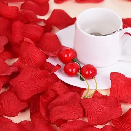 1000 Pieces Silk Simulated Red White Rose Petals for Romantic Wedding Marriage Valentine Birthday Party Hotel Fllower Decoration