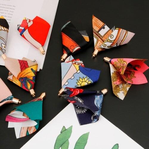 Hot Sale 10 Pcs Random Color Alloy Gold Cap Silk Flower Tassel Charm For Earrings DIY Handmade Jewelry Findings Making