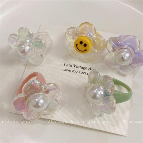 Acrylic Ring Flower Smile Face Daisy Floral Transparent Y2K Chunky Stacker Rings 00s Vintage Jewelry for Women Gilrs Gifts