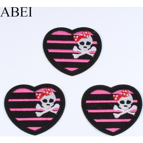 10pcs Embroidered Heart Patches Iron On Skull Stickers Sewing Jeans Backpacks Sweaters Coats Pants Fabric Appliques Suits Badge