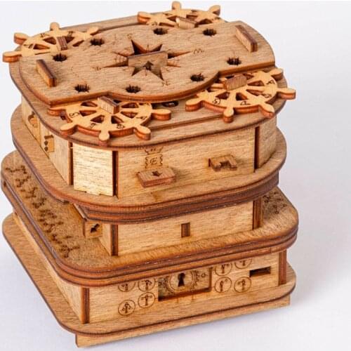 Antique Carved Wooden maze box Davy Jones Locker Maze Puzzle Toy Wood Case Fun Brain Game Challenge Educational Toys for kids
