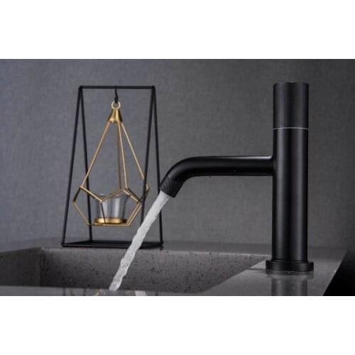 Simple luxury Black plated bathroom sink faucet 5 colors single hole mixer basin faucet Cold and hot water faucet