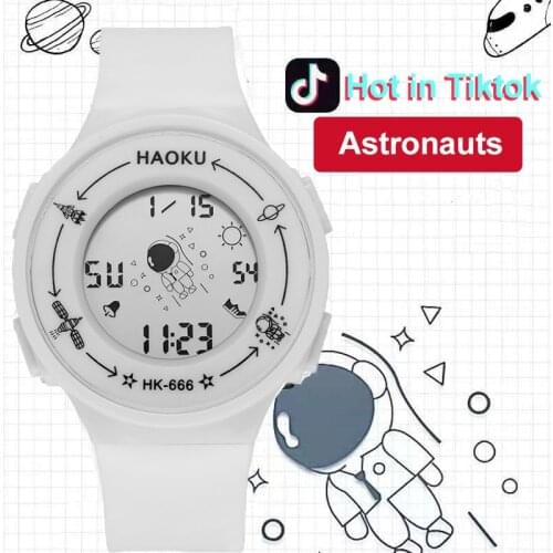 Rotating spaceman hot sale fashion sports waterproof watch silicone multi-functional womens sports hand watch