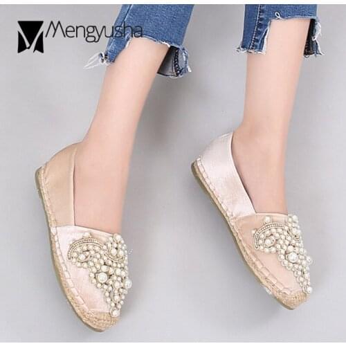 Straw knitting flats fisherman shoes women pleuche pearl flat slip on loafers girls beading flowers shoes large size 41 flats