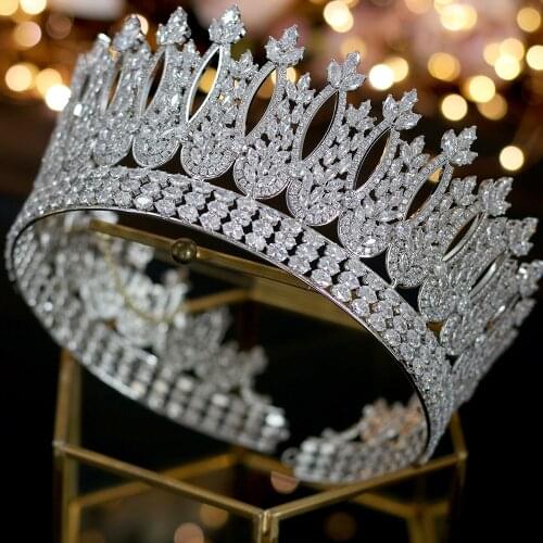 Luxury European Jewelry Round Wedding Headdress and Crown Bride Design Parade Queens Crown