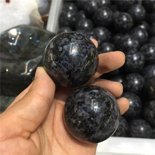 Special offer 2pcs beautiful cute size natural stones and minerals gabbro ball healing crystals sphere for home decoration