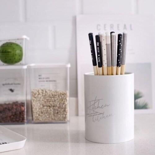 5 Pairs Geometry Chopsticks Sets Creative Letter Chopsticks Holder Noodles Pickle Natural Chinese Bamboo Chopsticks Storage Tube