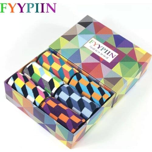 Men socks Hot Sale 6 Pair/lot Gift Box Novelty Mens Happy Socks Lattice business Star Combed Cotton Casual Gift Socks Men