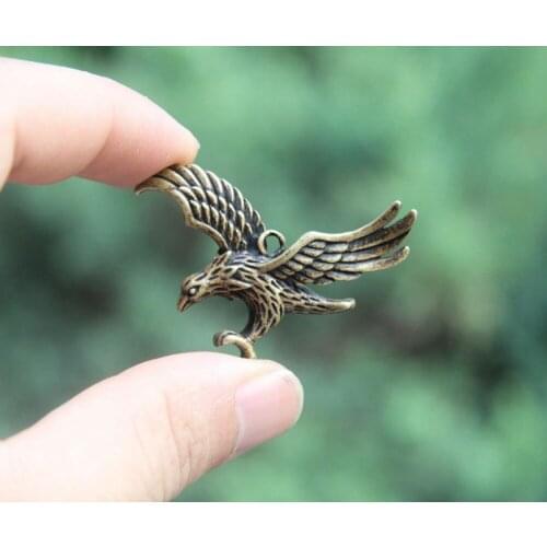 5 CM Tibet Pure Bronze Lanneret Hawk Eagle Animal amulet Necklaces & Pendants