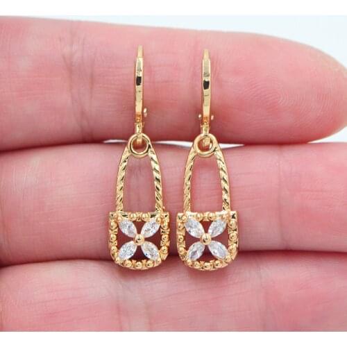 Gold Color Women Fashion White Clear Zirconia CZ Flower Basket Dangle Earrings Jewelry