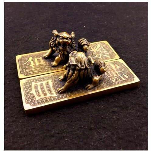 Chinese Hand Carved Pure Copper Two Lions Paperweight Carving Contented and Happy Word