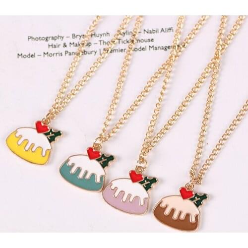 Fashion Necklace Female Choker Red Love Cream Cake Alloy Pendant Collocation Girl Clavicle Chain To Send Girlfriend Jewelry Gift