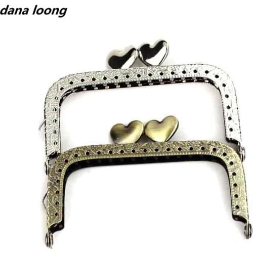 1 Piece 8.5 CM Antique Bronze or Silver Square Embossing Metal Purse Frame Love Heart Kiss Clasp For Bag Accessory