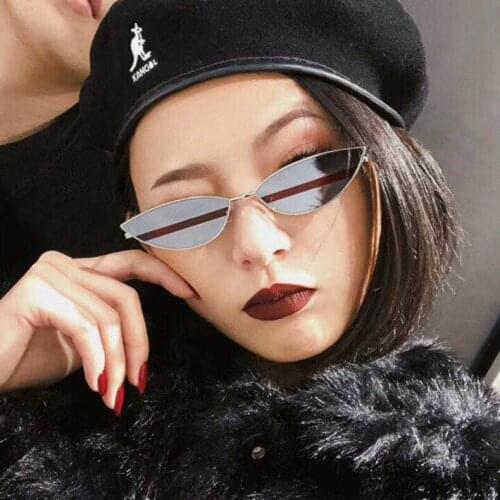 2021 Metal Frame Women Cat Eye Sunglasses Cute Sexy Brand Designer Summer Retro Small Frame Black Red Cateye Sun Glasses UV400
