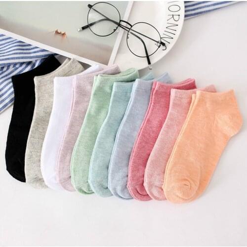 New Womens Color Cotton Socks Girls Fashion Cute Mixed Color Personality Student Socks Breathable Sweat Socks Free Size
