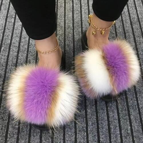 Popular Women Holiday Plush Fur Slides Ladies Quick Dry Fluffy Fur Beach Flip Flops Girls Essential Sweet Furry Fur Sandals Hot