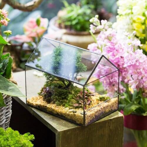 Modern Desktop House Shape Terrarium Handmade Geometric Glass Flower Pot Wedding Decoration Terrarium Planter Succulents Plant
