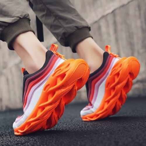 Gym shoes Breathable casual soft sole white sports shoes gradient rainbow MEN running shoes sneakers