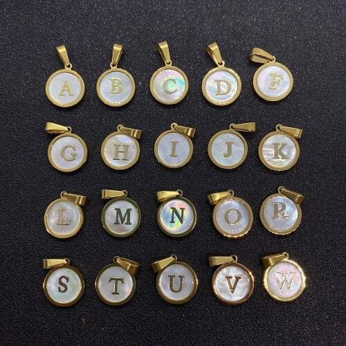 Natural Sea Shell with 26 Capital Letters Stainless Steel Pendant Mother-of-pearl Jewelry Necklace Jewelry Accessories