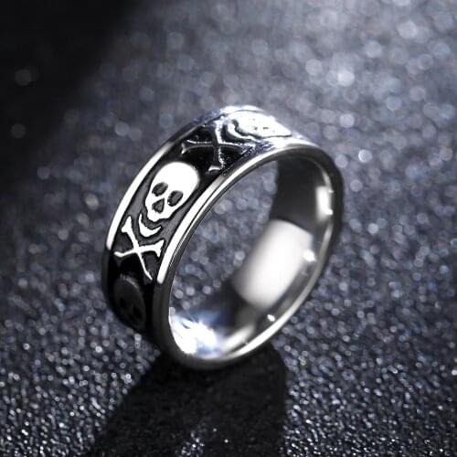 MOREDEAR 8mm Skull Titanium Rings for Men and Women Birthday Gift triangular pattern discredit Ring