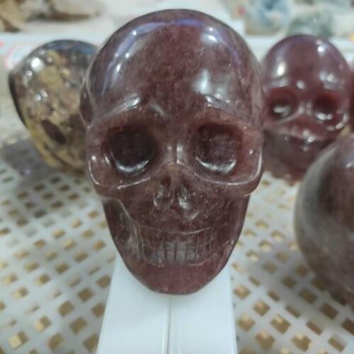 900-1000gNatural strawberry crystal skull head home living room decoration art ornaments open chakras to restore spiritual power