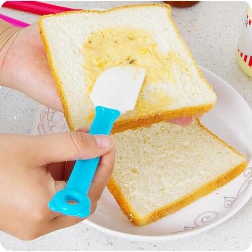 High Temperature Resistant Silica Gel Scraper Cartoon Handle Cake Biscuits Soft Scraper 3Pcs/Lot Stirring Salad Cream Knife
